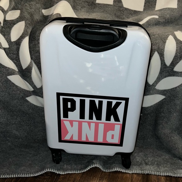 VS PINK RARE HTF 2018 HARD PLASTIC SHELL BLACK/WHITE LOGO ROLLING SUITCASE. - Picture 7 of 16